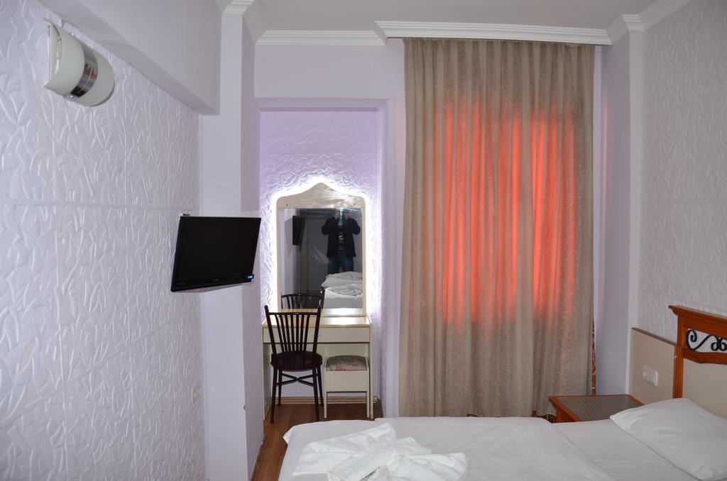 Ozturk Hotel アンタルヤ 部屋 写真