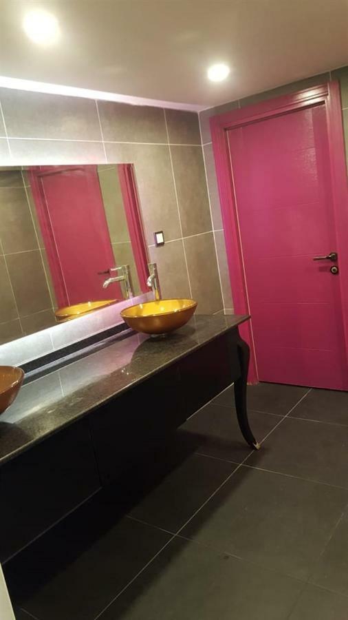 Ozturk Hotel アンタルヤ エクステリア 写真